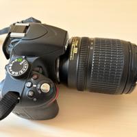 Nikon D3200 + Obiettivo AF-S DX 18-105mm VR