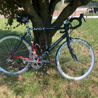Bici da corsa telaio 54 carbonio alluminio