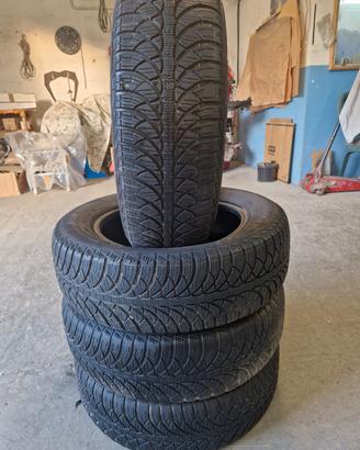 Gomme 185/65/15