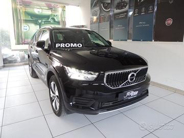 VOLVO XC40 T3 Geartronic Momentum