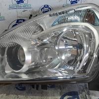 NISSAN QASHQAI 2010 - FARO ANTERIORE SINISTRO