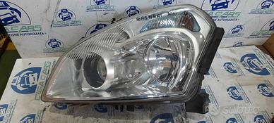 NISSAN QASHQAI 2010 - FARO ANTERIORE SINISTRO