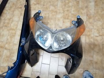 Ricambi burgman 400 anno 2003