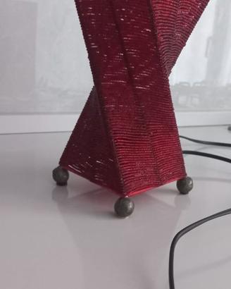 lampada da tavolo etnica rossa