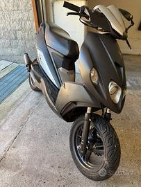 Moto scooter