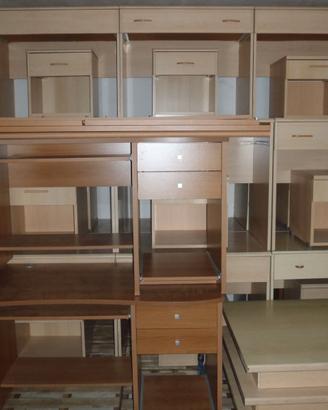 MOBILO SEMINUOVO, MOBILI ANCHE IN STOCK