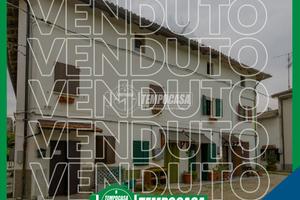 Terra-cielo con ingresso indipendente