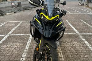 Benelli Trk 702 x