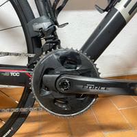 Guarnitura Sram Force axs dub 12v power meter