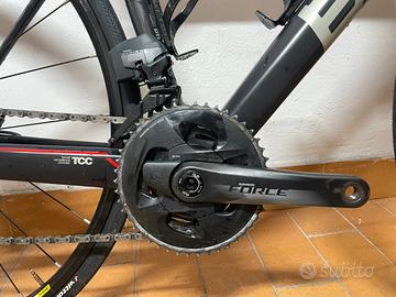 Guarnitura Sram Force axs dub 12v power meter