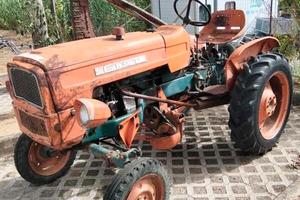 Trattore FIAT 215