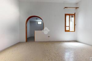 3 LOCALI A FRANCAVILLA FONTANA