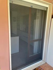 Zanzariera a rullo 140x220