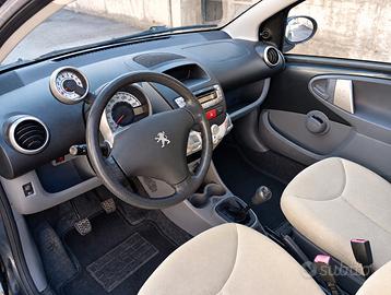 Peugeot 107 1.0 Benzina – Sweet Years – 2006