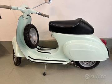 Piaggio Vespa 50 N (V5A1)