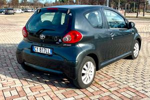 TOYOTA Aygo 2005 .. 1.0 benzina