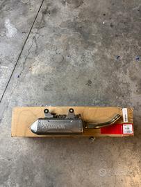 Akrapovic