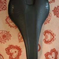 Sella bici SELLE ITALIA SLR BOOST TITANIUM TI 316