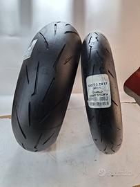 Coppia Pirelli diablo rosso 4 120/70 17 -180/60 17