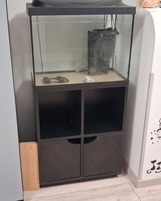 Acquario con mobile super accessoriato e accessori