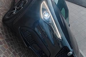Alfa Romeo Stelvio Q4 Veloce total black