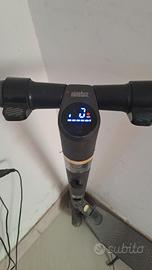 monopattino ninebot 