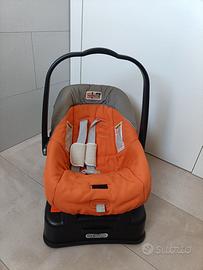 Ovetto auto neonato