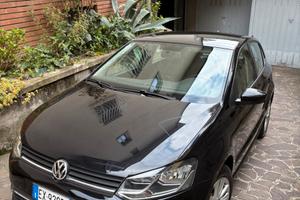 Volkswagen Polo nero 2014