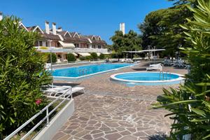 Bilocale/200m dal mare/24.04-30.05/5p.letto/garage