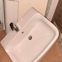 Lavabo ceramica con miscelatore Ideal Standard
