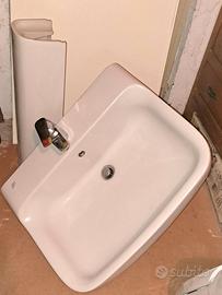 Lavabo ceramica con miscelatore Ideal Standard