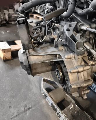 CAMBIO MANUAE VOLKSWAGEN POLO 1.4 TD 2007 BNM 5M 1