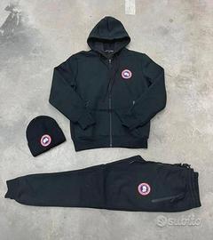 TUTA CANADA GOOSE NERO COMPLETO