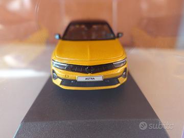 Opel Astra L color Kult Gelb in scala 1/43