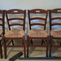 Sedie in legno impagliate