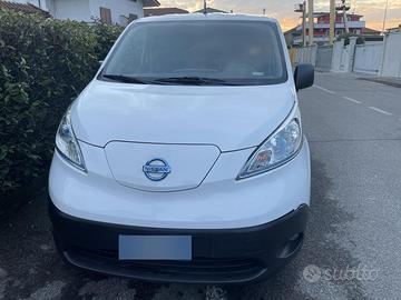 Nissan Nv completamente Elettrico