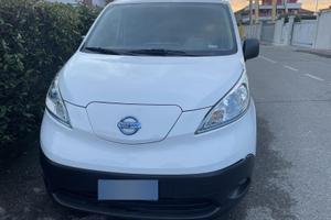 Nissan Nv completamente Elettrico