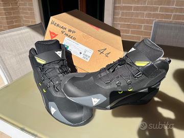 Scarpa da moto Dainese praticamente nuova
