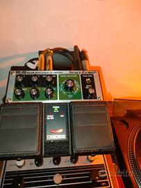 Boss RE20 Space Echo


