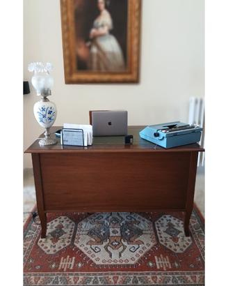 SCRIVANIA CLASSICA IN LEGNO MASSELLO