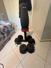 panca regolabile con manubri