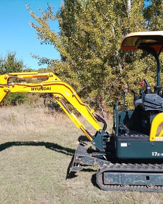 Miniescavatore Hyundai R 17 Z-9