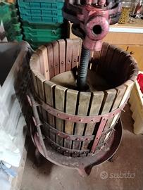 attrezzatura completa per cantina