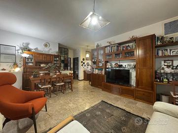 3 LOCALI A MONTEGROTTO TERME