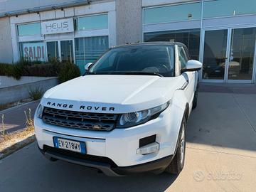 Land Rover Range Evoque 2.2 TD4 5p. Pure Tech Pack