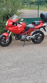 Splendida Ducati multistrada 1100