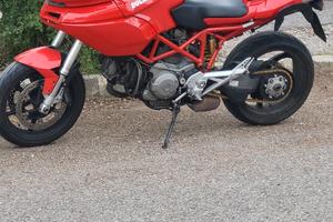 Splendida Ducati multistrada 1100
