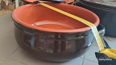 Casseruola con coperchio