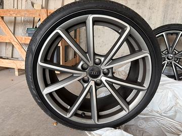 Cerchi Audi RS + pneumatici 245/35 r19 93y