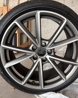 Cerchi Audi RS + pneumatici 245/35 r19 93y